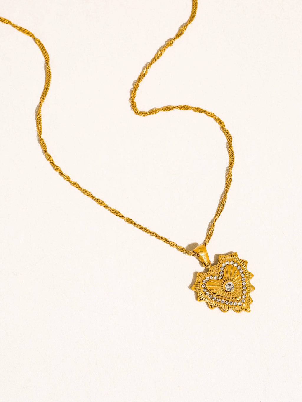 Valea 18K Gold Heart Pendant Necklace