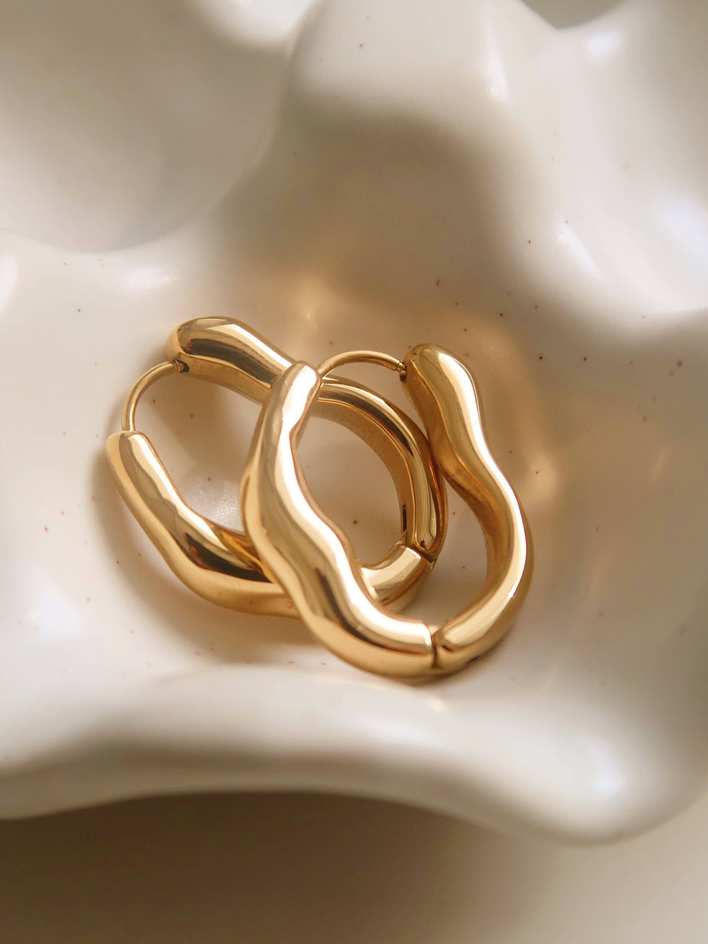 Darcy 18K Gold Non-Tarnish Oval Hoop Earring